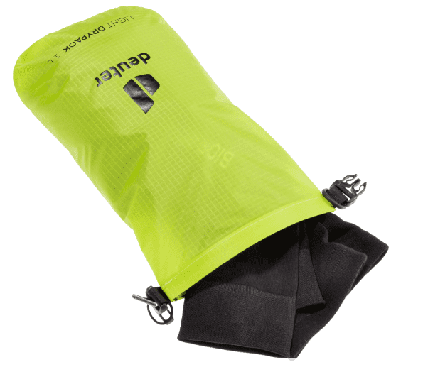 Гермомешок Deuter Light Drypack для активного отдыха, путешествий и походов спортивная одежда и обувь для хайкинга и альпинизма в интернет-магазине