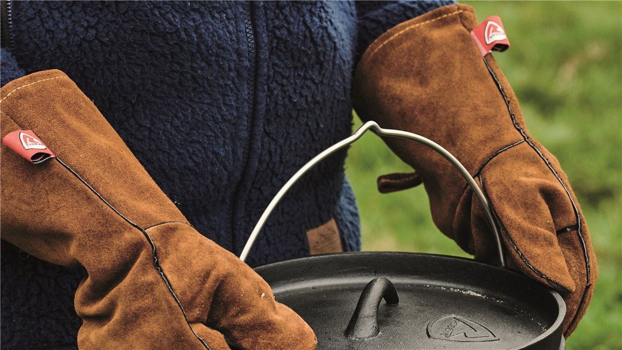 Рукавицы для костра Robens Fire Gloves из прочных материалов для активного отдыха, походов и путешествий в нашем интернет-магазине товаров для активной жизни с одеждой и обувью для альпинизма и туризма