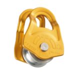 Ролик Petzl Mobile для активного отдыха кемпинга походов и альпинизма в интернет-магазине экипировки для активной жизни с одеждой и обувью для путешествий и горных приключений
