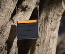 Миниатюра солнечной батареи Biolite SolarPanel 5+ для активного отдыха велосипедных прогулок походов и путешествий, одежда и обувь для туризма и альпинизма