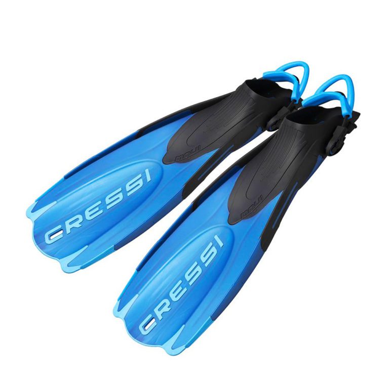 Треккинговые и походные ласты Cressi-Sub Maui в черно-синем цвете для активного отдыха и путешествий на сайте интернет-магазина спортивной экипировки для водных видов спорта, альпинизма и туризма