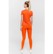 Яркая оранжевая спортивная футболка Aimo Seamless для активного отдыха спорта ходьбы и походов для женщин на сайте магазина товаров для активной жизни, одежды и обуви для путешествий и горных походов
