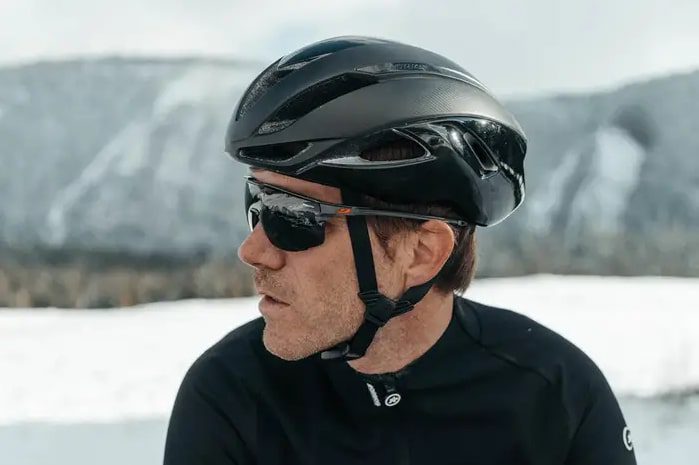 Очки Julbo Ultimate Noir RV P0-3 для активного отдыха, приключений, походов и путешествий, предназначенные для любителей хайкинга и горных восхождений