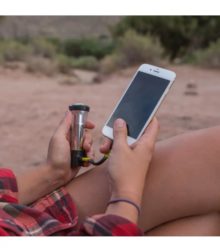 Компактный фонарь Goal Zero Lighthouse Micro Charge для активного отдыха, походов и путешествий на сайте магазина спортивной одежды и обуви