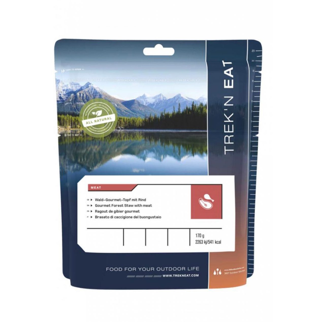 Изысканное лесное рагу с мясом Trek'n Eat Изысканное лесное рагу с мясом на фоне природы для активного отдыха, походов и путешествий, подходит для любителей походной одежды и обуви в магазине для путешественников и активных людей