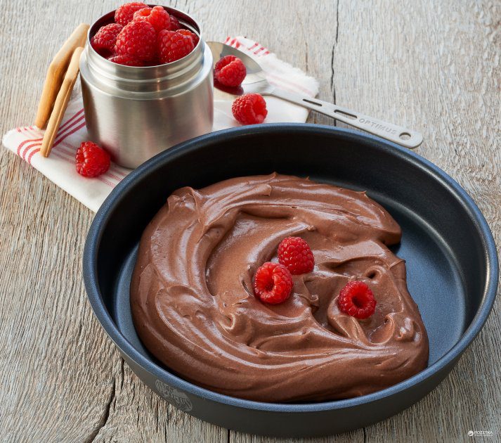 Изображение шоколадного мусса Trek'n Eat для активного отдыха и путешествий, спортивная еда, походная еда, активная жизнь, туристическая еда, путешествия, горные походы, спорт и активный отдых, одежда и обувь для хайкинга и альпинизма