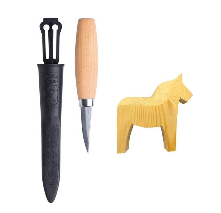 Набор для резьбы по дереву Mora Woodcarving Kit Dalahorse 120 для активного отдыха, прогулок с обувью и одеждой для туристов и любителей путешествий