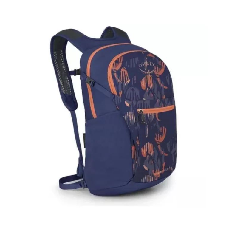 Рюкзак Osprey Daylite Plus 20 для активного отдыха, путешествий, хайкинга и альпинизма на фоне природы, подходящий для продажи спортивной одежды и обуви в онлайн-магазине