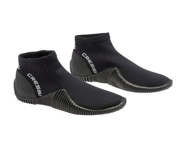 Резиновые ботинки неопреновые для активного отдыха и походов для онлайн магазина спортивной одежды и обуви, предназначенные для пеших прогулок, хайкинга и путешествий