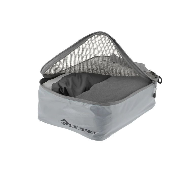 Мешок для вещей Sea to Summit Ultra Sil Garment Mesh Bag M для активного отдыха, походов и путешествий, удобная экипировка для туристов и любителей outdoor снаряжения для носки одежды и обуви