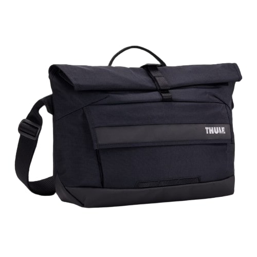 Крупный план черной сумки Thule Paramount Crossbody Bag 14L для активного отдыха путешествий и походов в интернет-магазине спортивной одежды и обуви для активной жизни