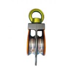 Изображение ролика First Ascent Urbi для активного отдыха, путешествий, альпинизма и outdoor активностей с обувью и одеждой для горных походов и туризма