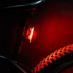 Фонарь Lezyne Strip Drive 300+ для активного отдыха, походов и путешествий, велосипедной экипировки, шоссейной и горной обуви, походной экипировки для туризма и альпинизма