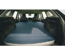 Тонкий самонадувающийся коврик Outwell Dreamboat Campercar для активного отдыха путешествий походов и кемпинга на сайте магазина товаров для активной жизни, одежды и обуви для туризма и альпинизма