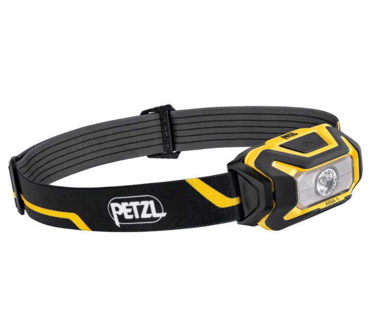 Налобный фонарь Petzl Aria 1 черно-желтый для активного отдыха походов и альпинизма в интернет магазине товаров для туризма и активной жизни
