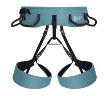 Женская куртка для активного отдыха и путешествий, идеальна для туризма и альпинизма, выполненная из влагостойкого материала и с стильным дизайном.