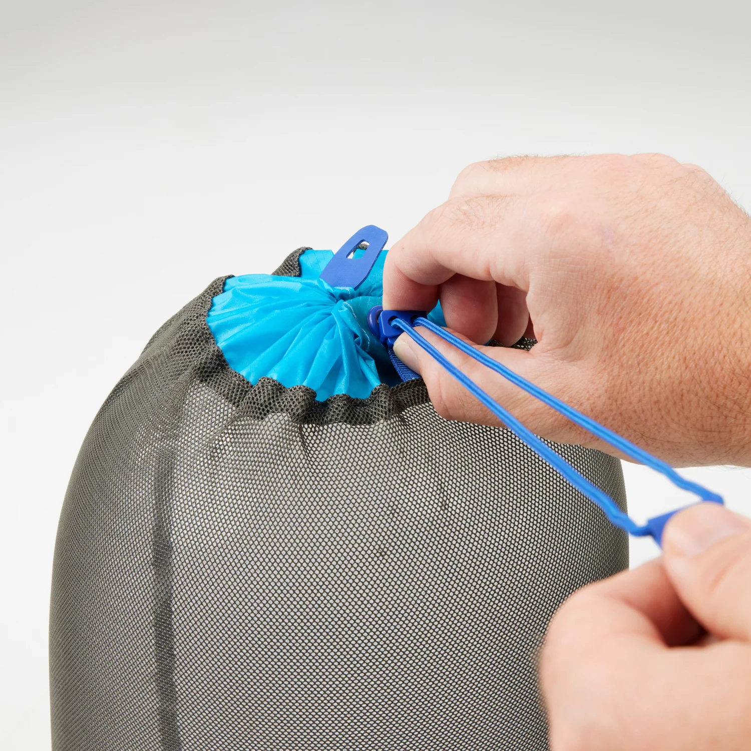 Чехол Sea To Summit Mesh Stuff Sack 20L для активного отдыха, туристической обуви и одежды, походов и путешествий на ножках для онлайн-магазина товаров для активной жизни