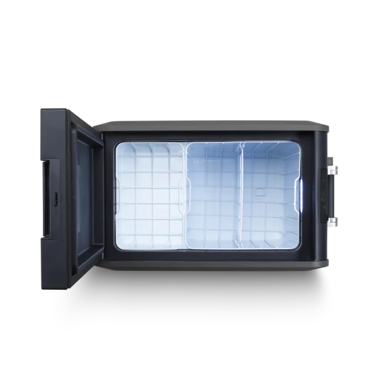 Термобутыльник Dometic CoolFreeze CFX5 45 для активного отдыха, путешествий, альпинизма, одежды и обуви для активных видов спорта