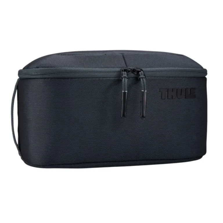Рюкзак для активного отдыха и путешествий, сумка Thule Subterra 2 Toiletry Bag темно-серого цвета для активных людей, походов, скалолазания и туризма в интернет-магазине