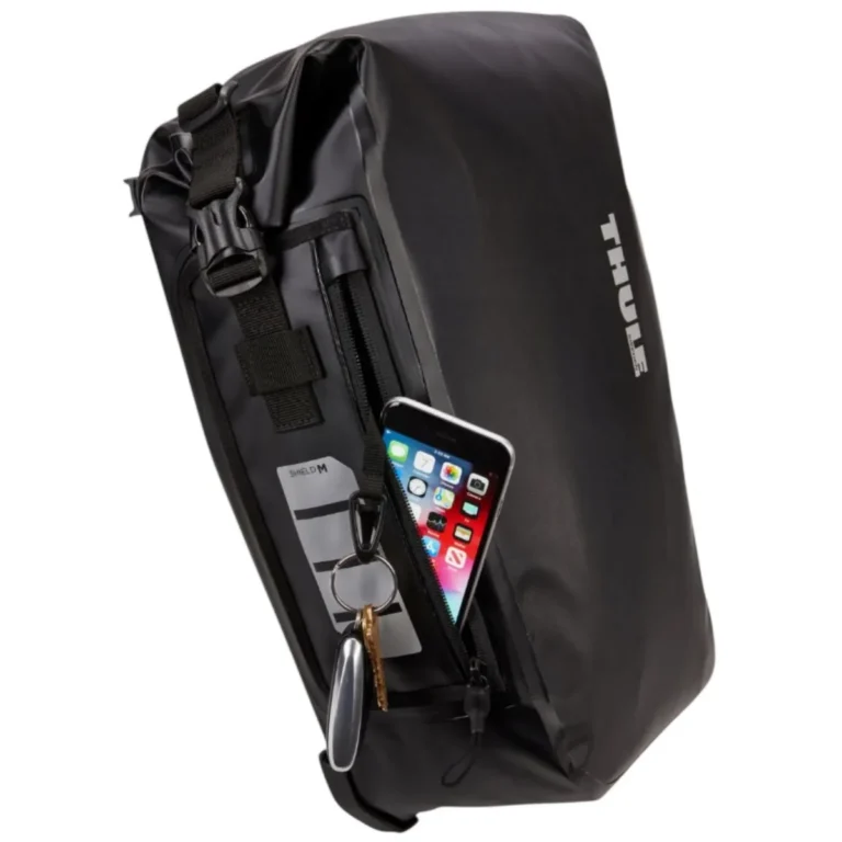 Велосумка Thule Shield Pannier 17L черная для активного отдыха, путешествий, катания на велосипеде, походов и горных походов на онлайн магазине спортивной одежды и обуви