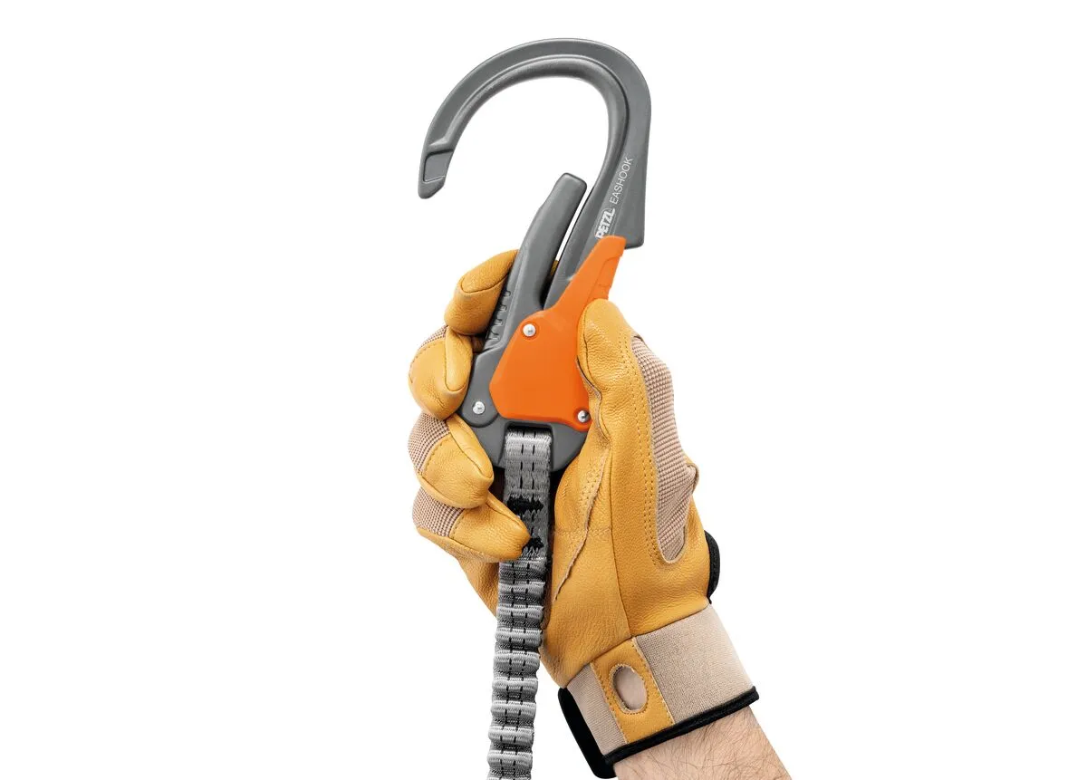 Альт для изображения: самостраховка Petzl Scorpio Eashook Lanyard SW для альпинизма, треккинга и активного отдыха на сайте магазина товаров для активной жизни, одежды и обуви для путешествий