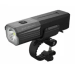 Легкий походный фонарь Fenix BC22R LED для активного отдыха, туризма, путешествий и горных походов на фоне спортивной одежды и обуви для путешествий