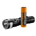 Комплект активной одежды и обуви для туризма и походов с мощным фонарем Fenix LD35R LED для путешествий и альпинизма