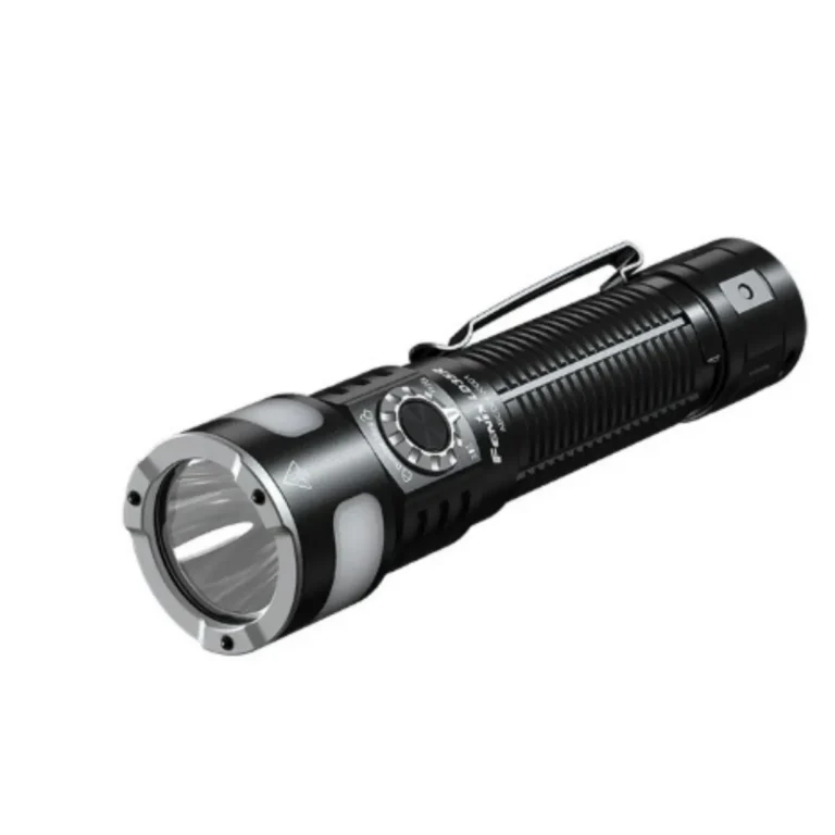 Портативный фонарь Fenix LD35R LED для активного отдыха, туризма и походов с ярким освещением, идеально для покупки в интернет-магазине товаров для активного образа жизни, обуви и экипировки для походов и путешествий